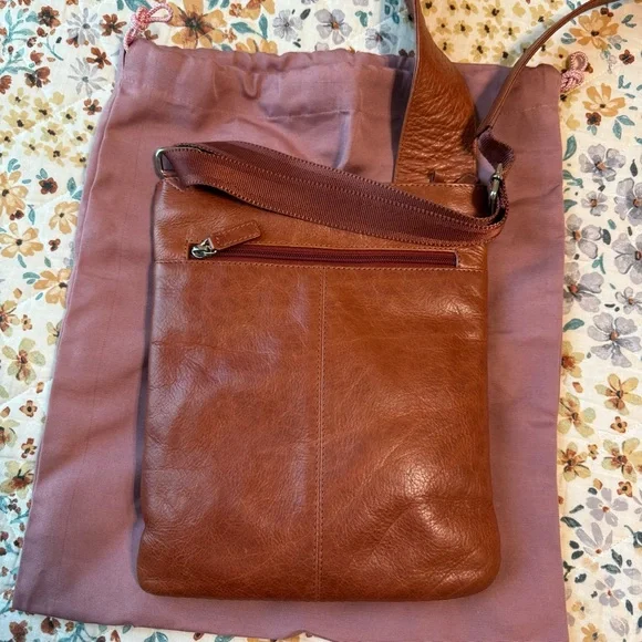 Radley London Crossbody Bag - Picture 3 of 7